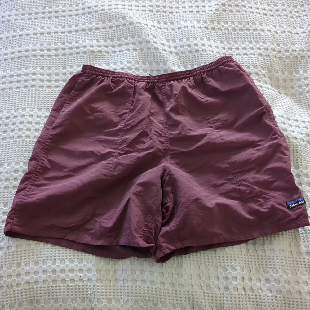 Patagonia Baggies Shorts Men's XL 6" Inseam 32" Waist Lined Maroon - Picture 1 of 8
